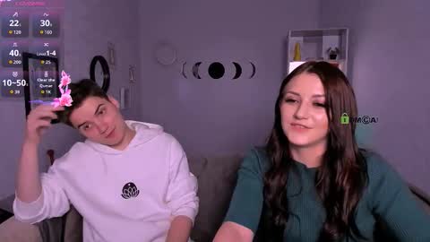 esma_shine online show from October 18, 8:57 pm