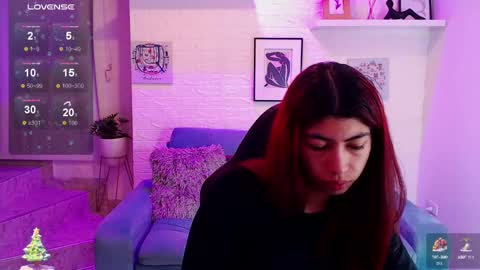 Esmeralda online show from December 23, 9:27 am