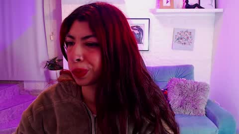 Esmeralda online show from December 6, 3:24 am