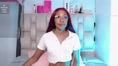 esmeralda_bk online show from December 3, 12:42 am