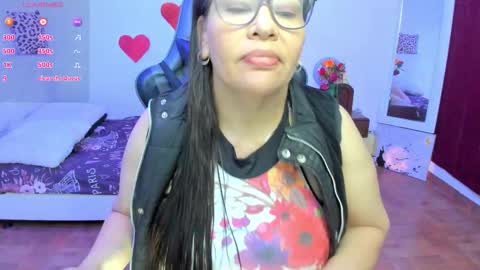 esme online show from March 23, 8:14 pm