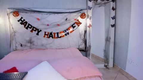 esmeraldanyx online show from October 23, 10:32 pm