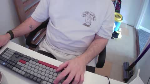 Morph online show from November 9, 1:14 pm