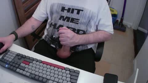 Morph online show from April 3, 8:27 pm