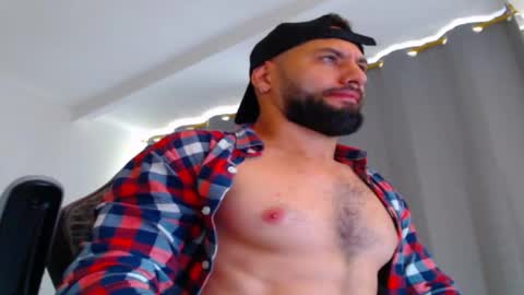 esteban online show from October 21, 2:32 pm