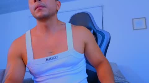 ESTEBAN online show from June 26, 3:39 pm