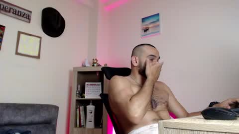 Esteban Fernandez online show from June 15, 9:23 am
