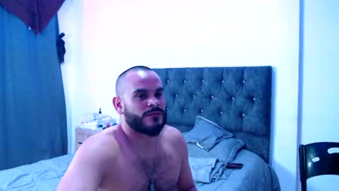 Esteban Fernandez online show from July 27, 4:32 am