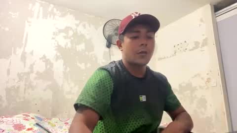 wailer1996 online show from February 2, 3:26 am