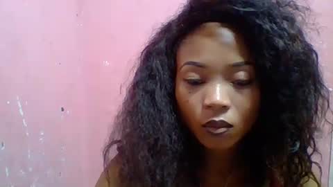 Snapshot of estelah20 chatting on September 19, 10:30 am estelah20 online show from September 19, 10:30 am