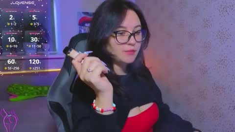 EsterPlayful online show from October 26, 8:37 am