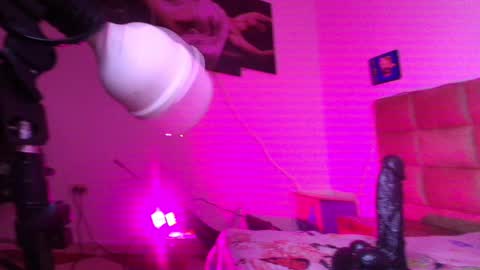 Estrella online show from September 13, 12:07 pm