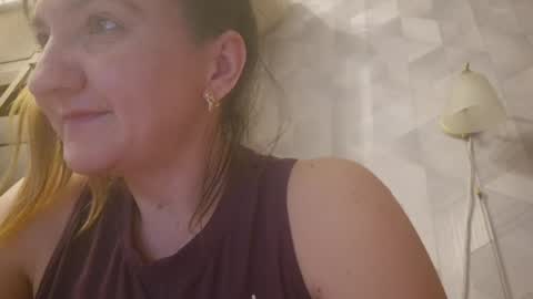 estrellawalters online show from May 1, 4:45 pm