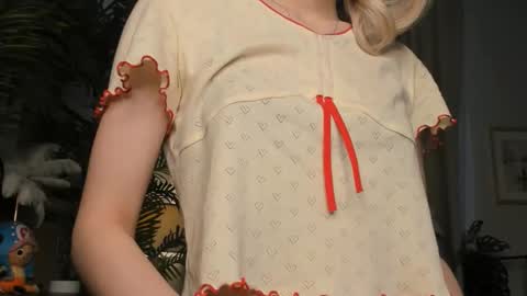 Natalie online show from February 21, 6:27 am