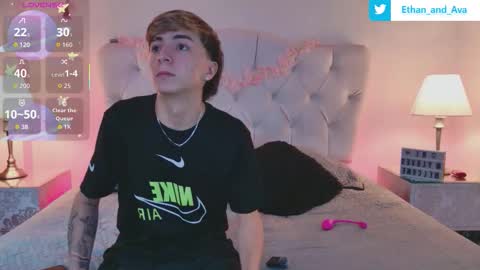 Snapshot of ethan_and_ava chatting on September 24, 1:29 pm ethan and ava online show from September 24, 1:29 pm