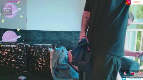 ethan and ava online show from November 28, 2:02 pm