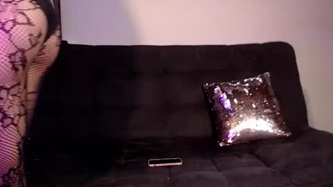 Ethan Noir online show from July 9, 3:10 am