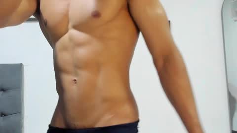 ethan_smitth1 online show from February 19, 12:25 am