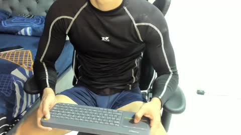 ethan_smitth1 online show from January 22, 10:05 pm