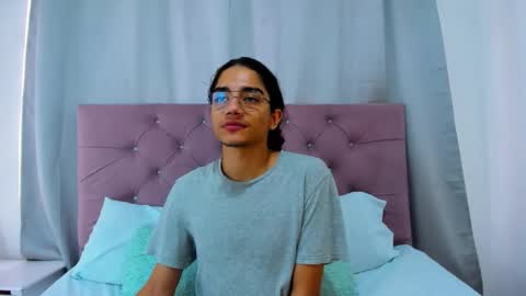 ethanblackwoodd online show from January 5, 8:01 pm