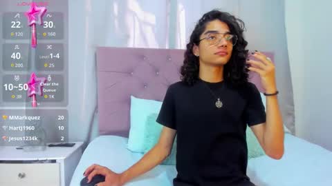 ethanblackwoodd online show from February 9, 8:00 pm