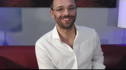 euginehot online show from December 19, 1:07 pm