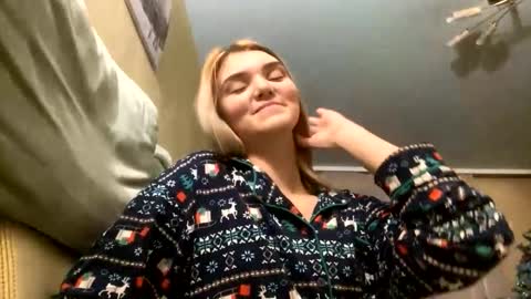 Viola online show from December 20, 10:17 pm