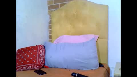 eva4him831 online show from February 25, 5:52 am