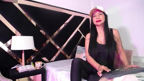 Eva online show from November 10, 10:07 am