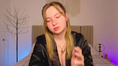 Eva online show from March 4, 7:49 am