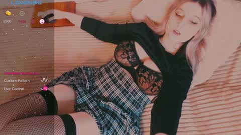 Snapshot of eva_gloss chatting on January 27, 12:05 pm Eva online show from January 27, 12:05 pm