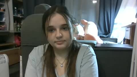 Eva online show from February 18, 8:03 pm