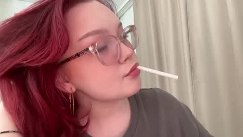 eva_kittenn online show from April 10, 1:16 pm