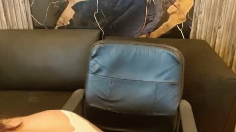 eva_luna699425 online show from May 7, 4:24 pm
