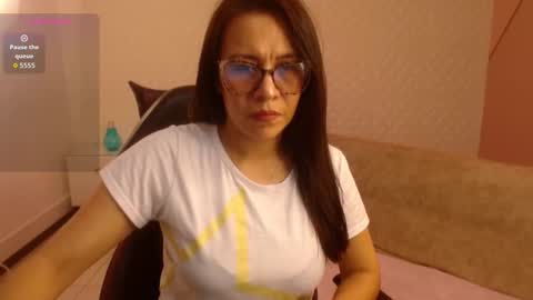 Eva  online show from September 29, 2:38 pm