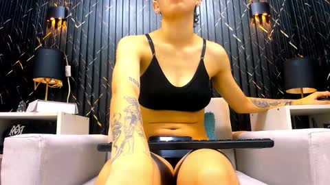 Eva cute online show from October 12, 11:58 am