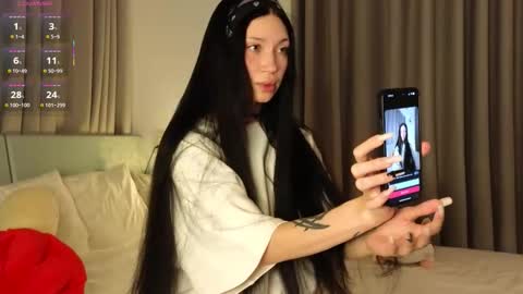 Eva online show from November 8, 6:11 pm