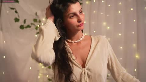 Snapshot of eva_ro chatting on February 19, 9:03 pm EVA  online show from February 19, 9:03 pm