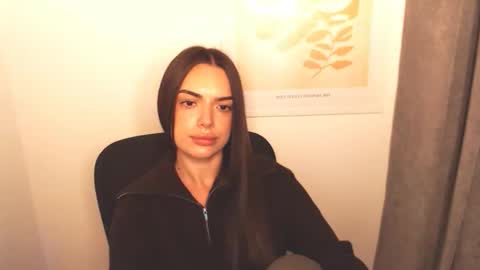 Eva online show from December 2, 3:32 pm