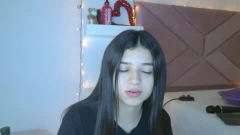 Eva Sin online show from March 2, 7:15 am