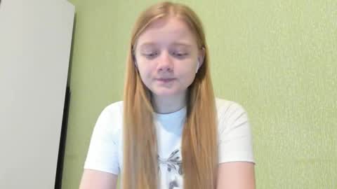 Snapshot of eva_tomiok chatting on October 8, 6:14 pm Eva online show from October 8, 6:14 pm