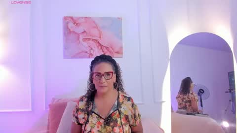  Eva  online show from April 30, 9:30 pm