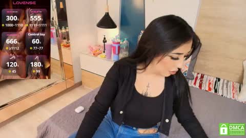 Evadne online show from October 21, 7:17 pm