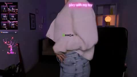 evalora online show from November 7, 3:25 pm