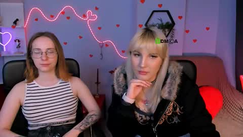 evalora online show from March 16, 8:13 pm