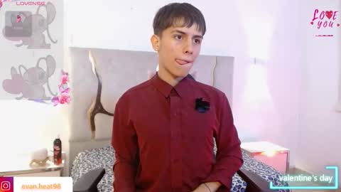 evan_tay online show from February 15, 4:26 am