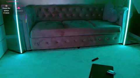 Eva online show from November 9, 6:54 pm