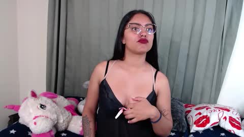 evangelineblossom03 online show from October 2, 2:10 am