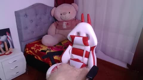 evangelineblossom03 online show from January 15, 10:38 am