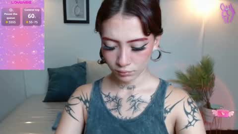 Evanssa lx online show from November 10, 7:05 pm